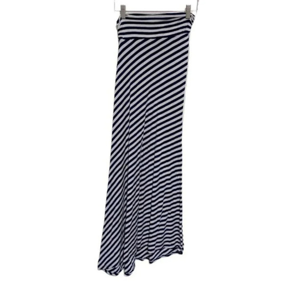 Monteau XS blue/‎ white asymmetrical maxi skirt - Picture 1 of 5